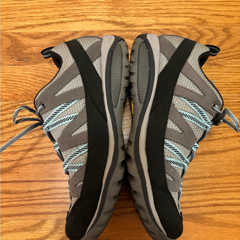 Merrell Gray and Teal Women's Trail Shoes - Picture 5 of 7